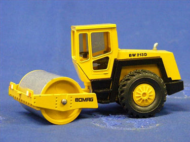 Rodillo Compactador Bomag BW213D Escala 1:50 (Modelo Descontinuado) - KATZER